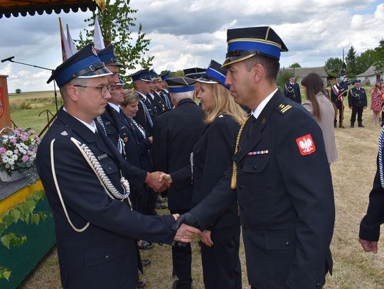 100-lecie OSP Dub. Strażacy z gminy Komarów-Osada z najwyższym odznaczeniem [ZDJĘCIA]