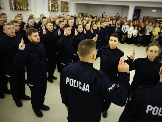 100 nowych policjantów zasiliło lubelski garnizon Policji.