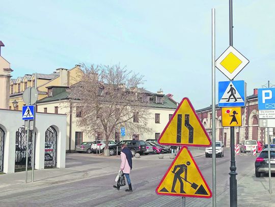 Zamość: Nie będzie malowania pasów na Łukasińskiego, powstają za to aktywne przejścia