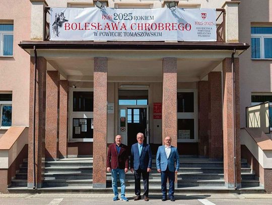 Rada Powiatu w Tomaszowie Lubelskim ogłosiła rok 2025 Rokiem Bolesława Chrobrego, oddając hołd jego historycznemu dziedzictwu.