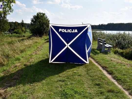 Policjanci z Zamościa wyjaśniają okoliczności utonięcia 50-latka, którego ciało zostało w poniedziałek 21 lipca odnalezione w zalewie miejskim.