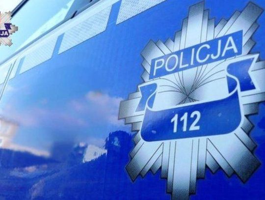 Na parkingu w Tomaszowie Lubelskim samochód potrącił pieszą.