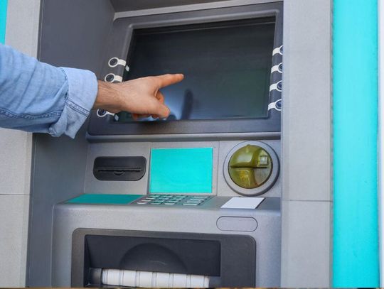 Klienci banku Santander padli ofiarą ataku oszustów.