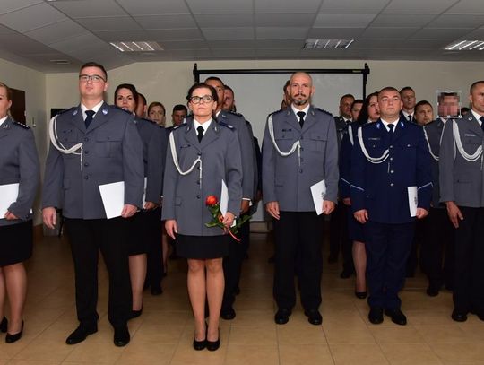 Awans dla 35 policjantów w Tomaszowie Lubelskim. Uroczystości z okazji 106-lecia Policji [ZDJĘCIA]