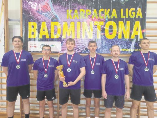 Kiko Zamość ponownie zakończyło rozgrywki karpackiej I ligi badmintona na drugim miejscu, po porażce w finale ze Stalą Nowa Dęba.