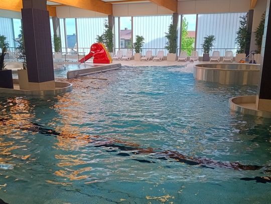 Biłgoraj: Basen na ostatniej prostej. To sportowy majstersztyk na miarę ogólnopolską! Powiatowa Kryta Pływalnia w Biłgoraju po rozbudowie i modernizacji jeszcze przed wakacjami przyjmie pierwszych amatorów kąpieli i pływania