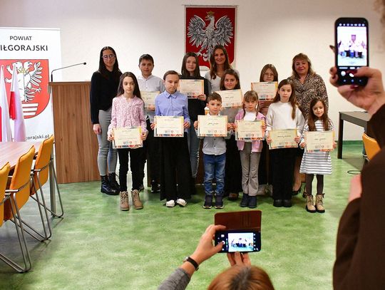 Biłgoraj: Młodzi artyści przeciw przemocy [ZDJĘCIA]