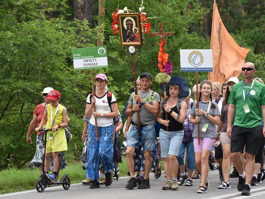 Biłgoraj: Pielgrzymi w drodze [ZDJECIA]