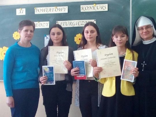 Biłgoraj: Sukces gimnazjalistek z ONZ w religijnym konkursie