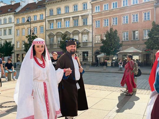 Biłgorajski strój lśnił w stolicy