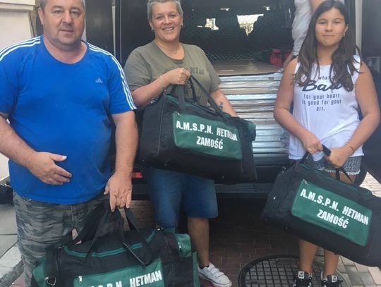 Bus z Zamościa pełen darów (Pomoc ofiarom trzęsienia ziemi we Włoszech)