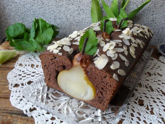 Ciasto kakaowe z gruszkami, przepis Urszuli Świecy z Hrubieszowa