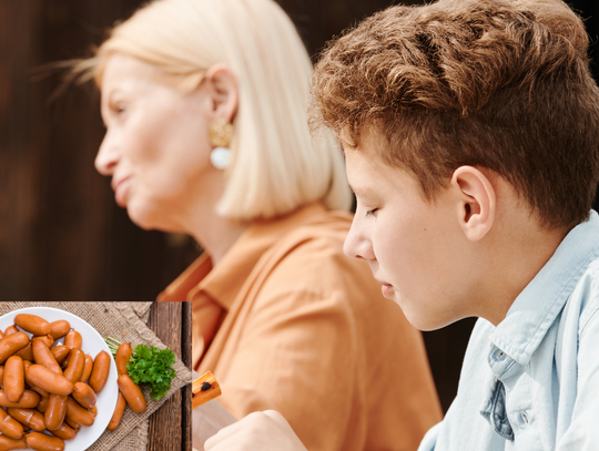 Co kryją w sobie parówki?