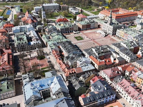 Zamość, który w latach swojej świetności „dobijał” do 70 tys. mieszkańców, zamieszkiwało na koniec ub. roku zaledwie 57,5 tys. osób.