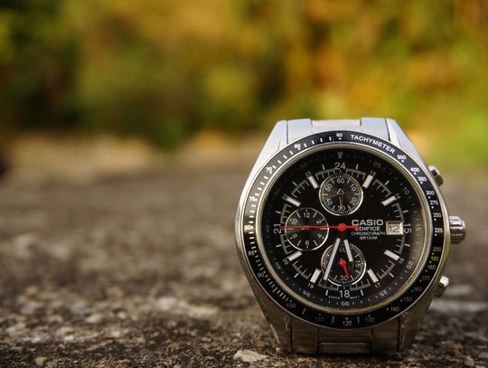 Czasomierze kupuj tylko z zaufanego źródła. Oto, po czym rozpoznasz dobrej sklep z zegarkami