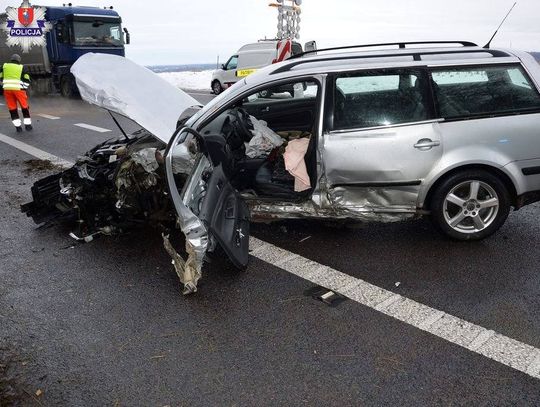 25 listopada 2025 r. w miejscowości Krasne doszło do wypadku z udziałem dwóch osobowych volkswagenów.