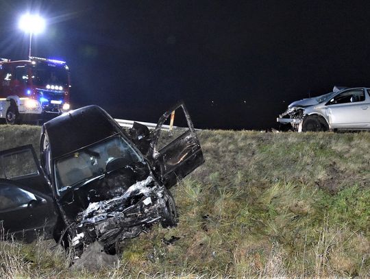 Cztery osoby trafiły do szpitala po wypadku, do którego doszło w środowy wieczór na ulicy Lubelskiej w Radzyniu Podlaskim.