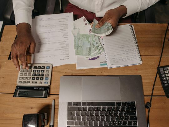 Czy istnieje sprawdzony, darmowy program do faktur?