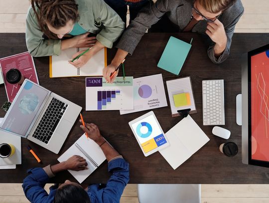 Czy warto skorzystać z pomocy księgowej przy rozliczaniu PIT?