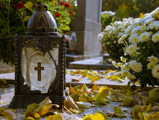 Już dziś prognozy ostrzegają: Wszystkich Świętych może nas zaskoczyć kapryśną pogodą.