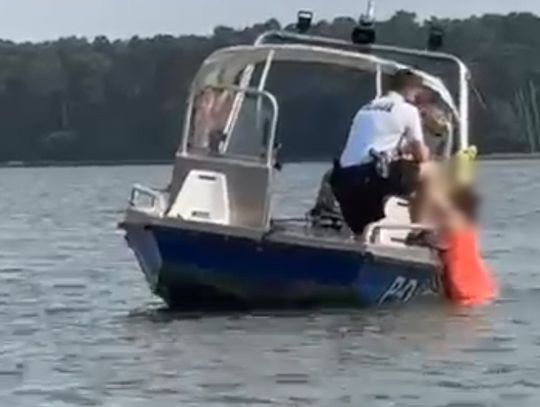 Cieplejsze dni wyciągają ludzi nad wodę. A to często kończy się tragicznie. Do tej pory w wakacje utonęło 118 osób. A letni wypoczynek jeszcze trwa.