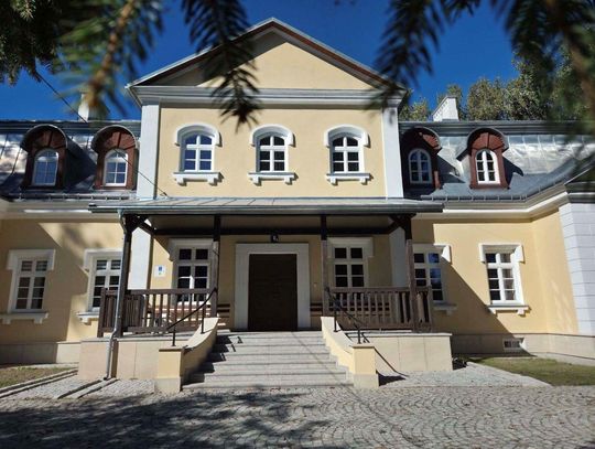 Dołhobyczów: Po latach remontu dwór w Oszczowie odzyskał blask. Ma też nową funkcję