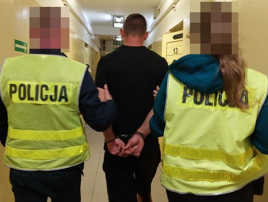 27-letni mężczyzna od długiego czasu stosował wobec swojej matki zarówno przemoc psychiczną, jak i fizyczną.