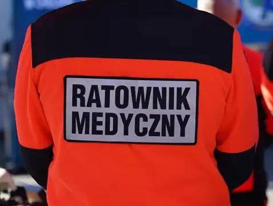 Taksówką wracało do domu dwóch mężczyzn. W pewnej chwili jeden z pasażerów zaczął uskarżać się na bardzo złe samopoczucie.