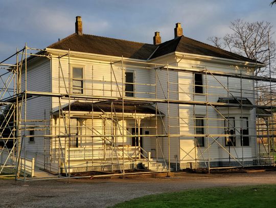 Duże przeszklenia a efektywność energetyczna – nowoczesne drzwi tarasowe w praktyce