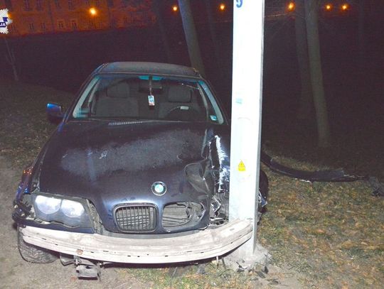 Dwaj pijani i dwie kolizje. Jeden jechał skodą, drugi BMW