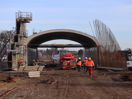 Prace na 12,5-kilometrowym odcinku S17 pomiędzy węzłami Zamość Wschód i Zamość Południe.