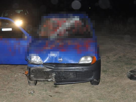 Lubelskie: Finał hucznej zabawy. Wyładowali agresję na seicento Nie nacieszył się długo swoim nowym nabytkiem. Zaledwie kilka dni po zakupie, jego fiat seicento został kompletnie zdewastowany przez dwóch mężczyzn