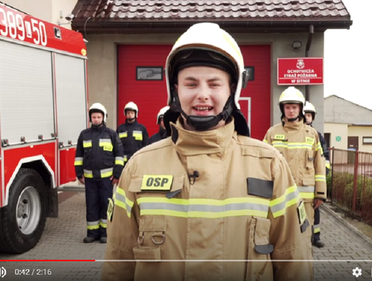 #GaszynChallenge trwa. Pomagają strażacy i gosposie