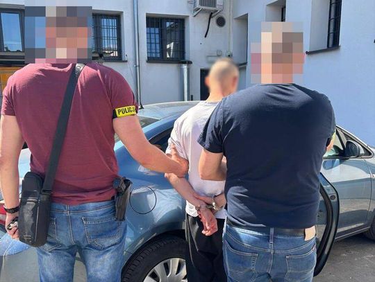 Wobec obu mężczyzn sąd zastosował dozór policji oraz kategoryczny zakaz zbliżania się do pokrzywdzonego.