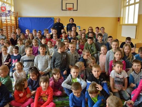 Gm. Hrubieszów: Policjanci odwiedzili uczniów z Czerniczyna