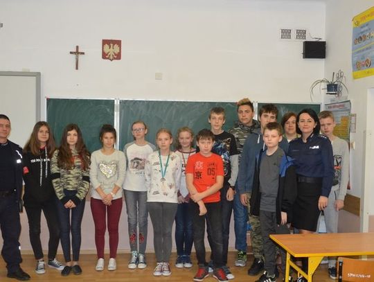 Gm. Hrubieszów: Policjanci z wizytą w szkole w Husynnem