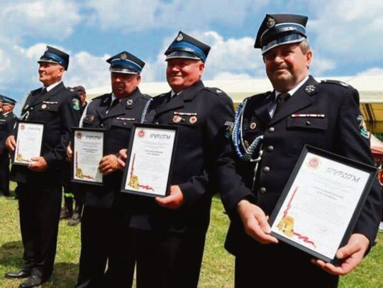 Gm. Hrubieszów: Strażacy z Ubrodowic gaszą i działają od 60 lat