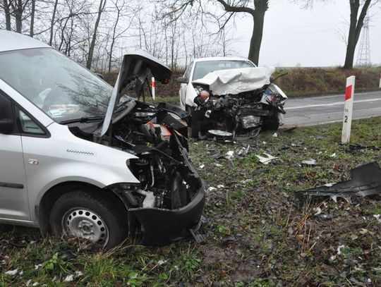 Gm. Mircze: Wypadek w Wereszynie. Dwa volkswageny zmiażdżone, kierowcy ranni