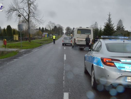 Gm. Sitno: Wypadek w Jarosławcu. Kierujący oplem potrącił 12-letnią dziewczynkę