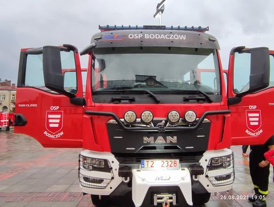 Gm. Szczebrzeszyn: Strażacy z Bodaczowa poświęcili nowy wóz