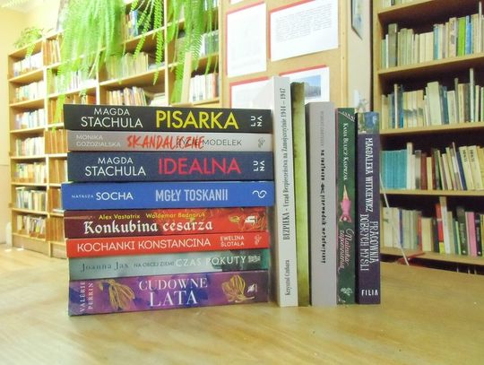 Filia Biblioteczna w Podhorcach zaprasza do korzystania ze swoich zbiorów, w ofercie między innymi nowości wydawnicze zakupione w sierpniu 2023 roku ze środków samorządowych