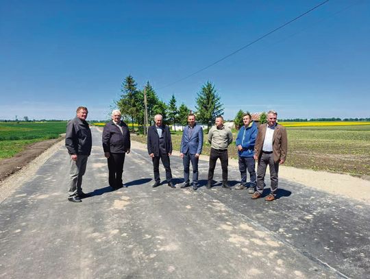 Oficjalnie odebrano roboty drogowe realizowane w ramach zadania „Rozwój infrastruktury drogowej na terenie gminy Ulhówek”. To aż dziewięć odcinków dróg o długości prawie 4 kilometrów.