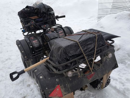 Quadem kierował 74-letni mieszkaniec gminy Zamość. Badanie stanu trzeźwości wykazało w jego organizmie ponad 1 promil.