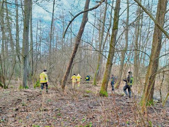 Podczas poszukiwań zaginionego 48-latka z Poraja użyto łodzi strażackiej, drona, specjalistycznego pojazdu ratunkowego „Szerb” oraz śmigłowca.