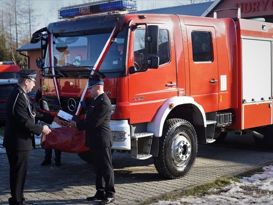 Gmina Stary Zamość: Mercedes dla strażaków z OSP w Udryczach