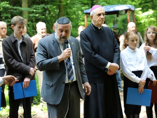 12 czerwca w Gorajcu-Starej Wsi odbyła się uroczystość poświęcona pamięci 15 Żydów zamordowanych podczas II wojny światowej oraz tragicznie zmarłych w 1965 roku trojga dzieci z Gorajca, które zostały zasypane przez osuwającą się skarpę.
