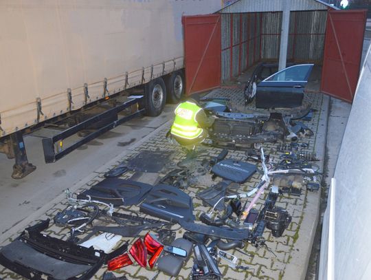 Hrebenne: Skradzione BMW w volkswagenie. Rozebrane na części