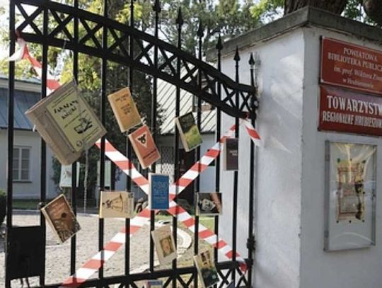 Pomysłodawcą zamknięcia Powiatowej Biblioteki Publicznej (PBP) w Hrubieszowie jest etatowy członek zarządu powiatu hrubieszowskiego, Marek Poznański.