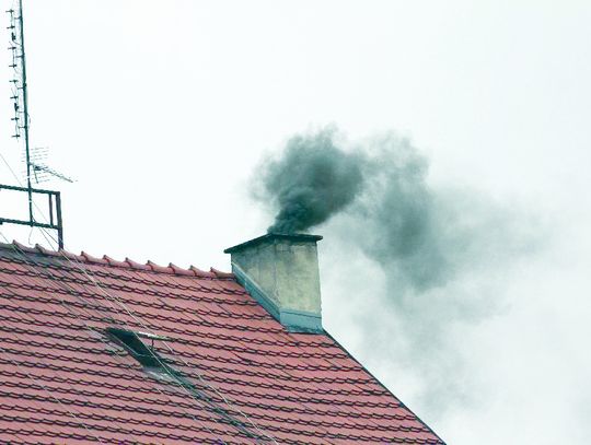 Hrubieszów: Dron polata nad kominami później