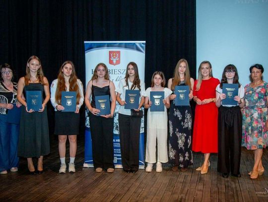 W Hrubieszowie stypendia burmistrza otrzymało 108 uczniów,